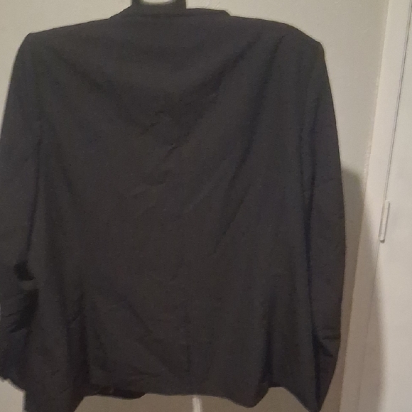 Liz Claiborne Classic Black Plus Size Blazer Timeless Professional Elegance, 24W - Picture 4 of 5